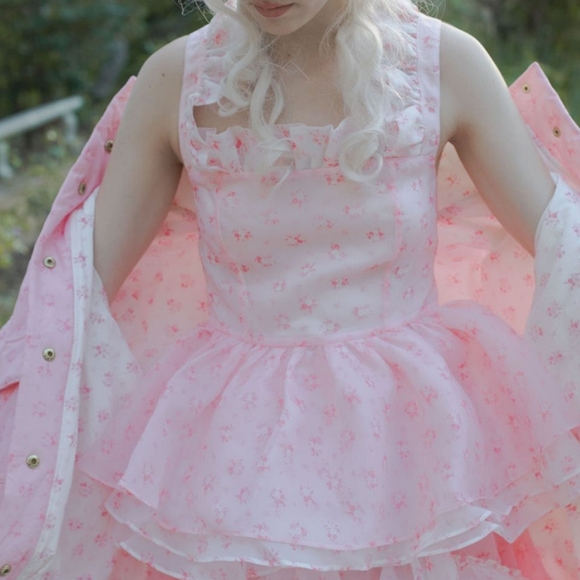 Selkie Peony Parfait Poet Top - Picture 8 of 16